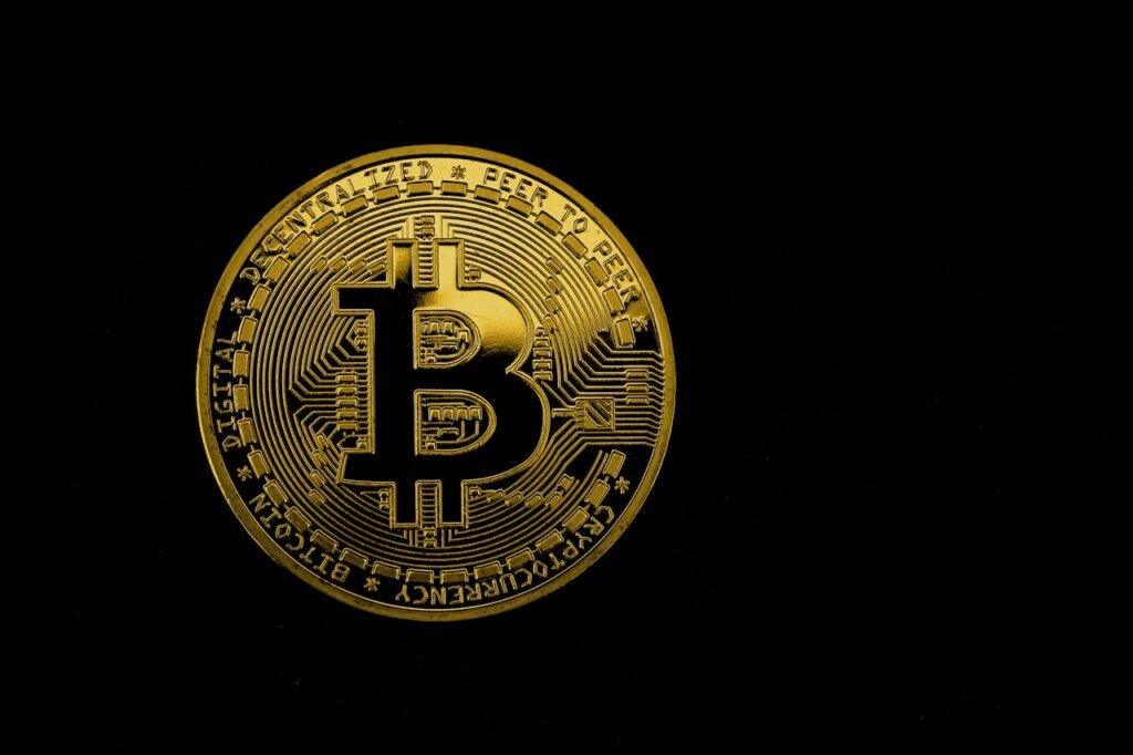 Bitcoin digital gold concept in Bitcoin vs Ethereum investing